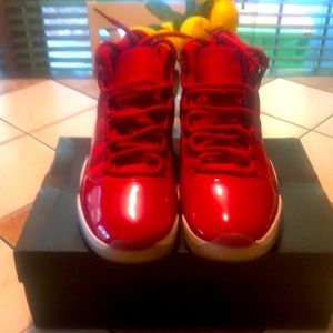 Nike Air Jordan/Red/ size11